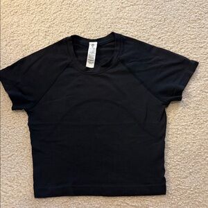 lululemon athletica Black Short Sleeve Tee